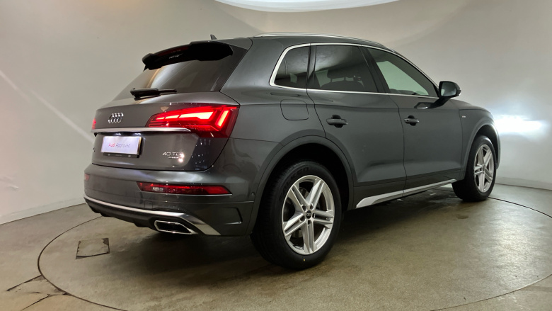Audi Q5 40 TDI Quattro S Line 5dr S Tronic [Tech Pack Pro] Diesel Estate